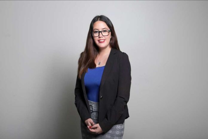 Influencers financieros en Chile ¿educadores o vendedores