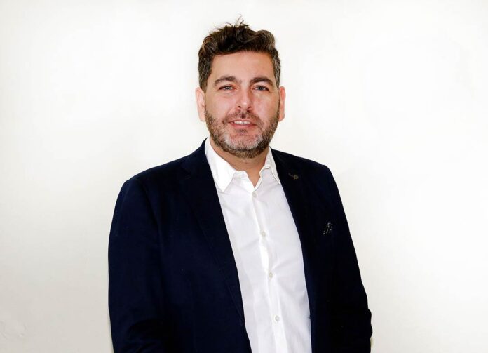 José Pedro Hernández Historiador y académico de la Facultad de Educación Universidad de Las Américas José Pedro Hernández Historiador y académico de la Facultad de Educación Universidad de Las Américas. Toma del Morro de Arica: hito decisivo en la Guerra del Pacífico