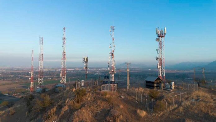 Internet ya es “bien de uso público” ¿Qué falta para reducir la brecha?