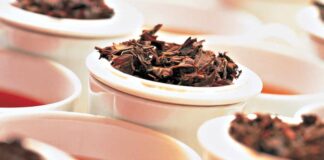 Seis errores comunes al momento de tomar un té