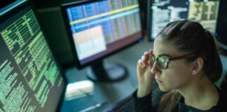 la escasez de competencias