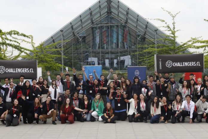 Banco de Chile y Universidad de los Andes lanzan Challengers 2024, concurso que busca resolver problemas sociales a través de la innovación Banco de Chile y Universidad de los Andes lanzan Challengers 2024, concurso que busca resolver problemas sociales a través de la innovación