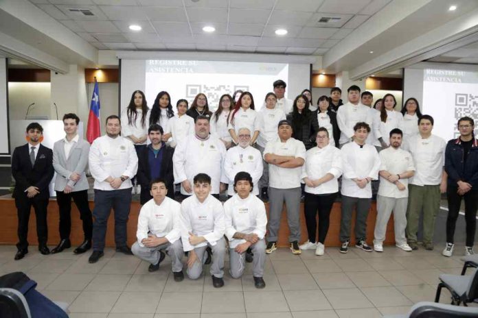 Escuela de Gastronomía de Universidad de Las Américas impulsa la investigación culinaria en su Primer Seminario Gastronómico