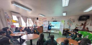 Tres colegios de Talca recibieron instalación de puntos limpios Tres colegios de Talca recibieron instalación de puntos limpios