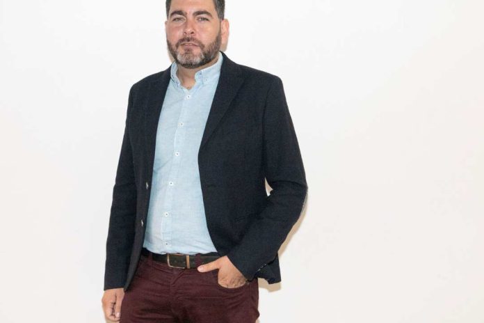 Angamos la captura del Huáscar y el dominio del Pacífico Angamos la captura del Huáscar y el dominio del Pacífico