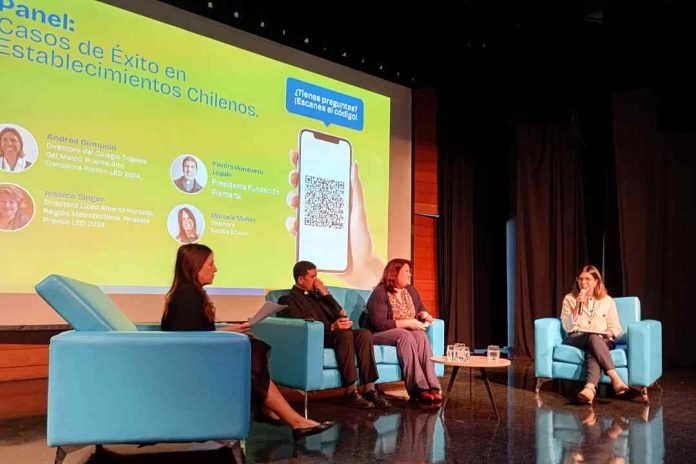 Directora del Colegio Trigales del Maipo participa como panelista en seminario de aprendizaje socioemocional