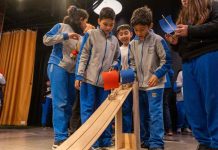 Fundación Mustakis, NeuroUC y Fundación Kiri organizaron el Primer Encuentro de Robótica Integral en el Día de la Ciencia y la Tecnología