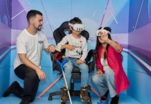 VTR instala cabina de realidad virtual en Teletón para potenciar habilidades digitales en niños