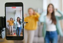 Especialista de la UCSC alerta sobre los riesgos de TikTok en la autopercepción de los jóvenes