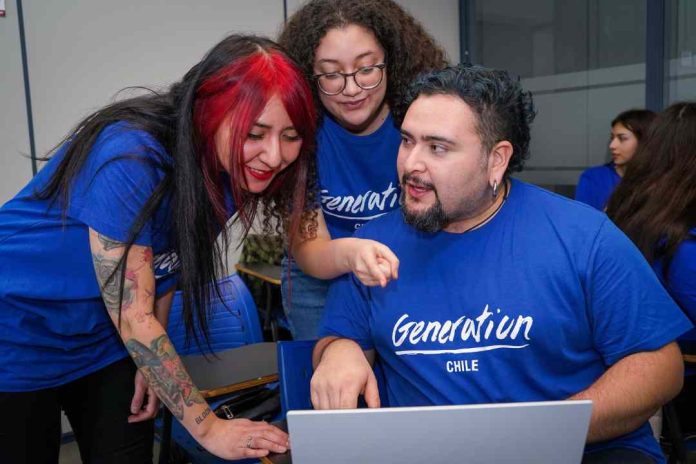 Generation Chile realiza 1er Bootcamp FullStack Javascript con accesibilidad universal y abierto a jóvenes de regiones con y sin discapacidad