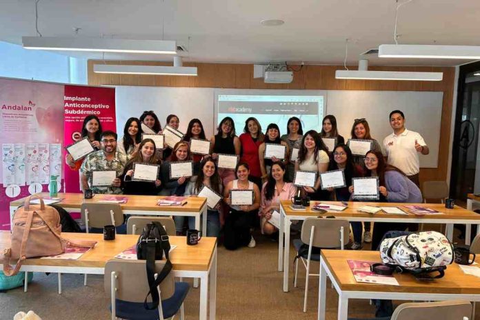 Más de 500 profesionales de la salud se capacitan en planificación familiar durante 2024  Más de 500 profesionales de la salud se capacitan en planificación familiar durante 2024