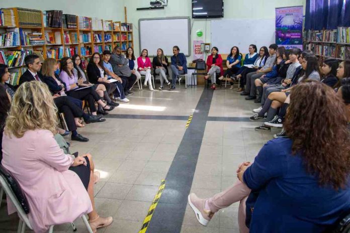 Mineduc lanza campaña “Foco en la Convivencia Educativa” para promover un ambiente escolar inclusivo y de buen trato