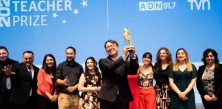 Profesor rural se corona como ganador de la novena versión del Global Teacher Prize Chile