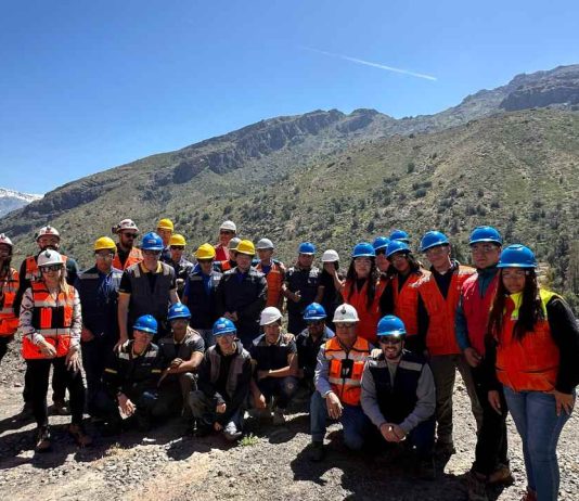 Programa Articulando Redes de Codelco Andina fomenta nuevos acercamientos entre la comunidad estudiantil y la minería