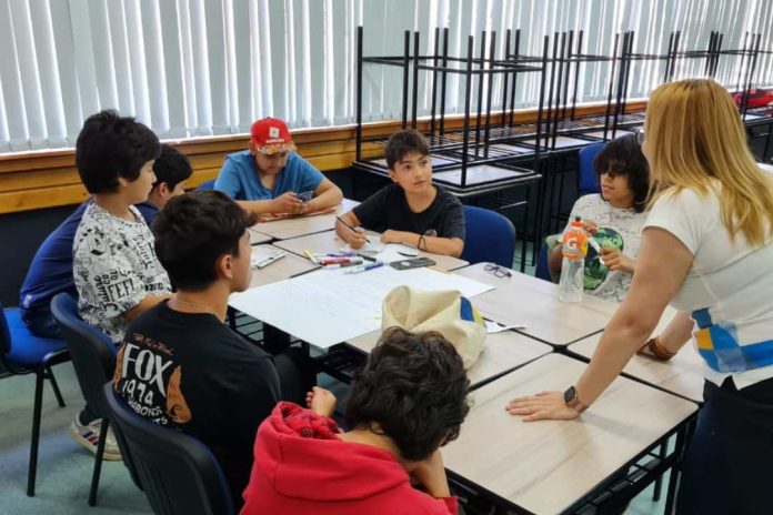 A empaparse de tecnología niños y niñas podrán vivir Digital Summer tecnológico en la Región Metropolitana A empaparse de tecnología niños y niñas podrán vivir Digital Summer tecnológico en la Región Metropolitana