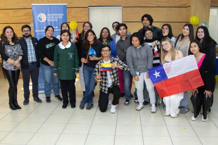 De México y Colombia a la UCT pasantías que fortalecen la Internacionalización personal y académica De México y Colombia a la UCT pasantías que fortalecen la Internacionalización personal y académica