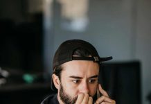 El pensamiento crítico está en problemas y su ausencia afecta el futuro de las empresas y la educación