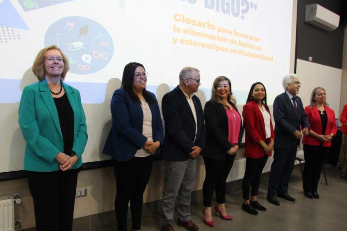 Expertos proponen estrategias para abordar la desregulación en estudiantes autistas en capacitación CERETI UCT Expertos proponen estrategias para abordar la desregulación en estudiantes autistas en capacitación CERETI UCT