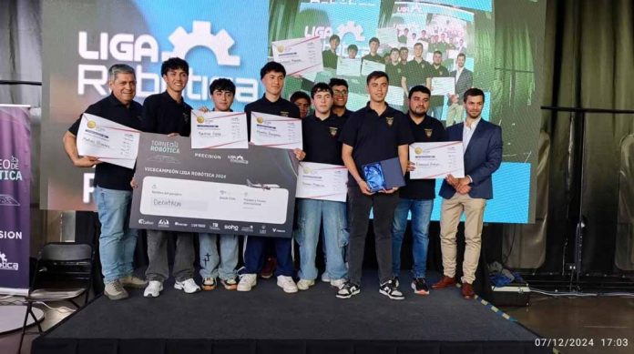 Estudiantes de regiones lideran la Liga Nacional de Robótica 2024: Colegio de Viña del Mar representará a Chile en Colombia Estudiantes de regiones lideran la Liga Nacional de Robótica 2024: Colegio de Viña del Mar representará a Chile en Colombia