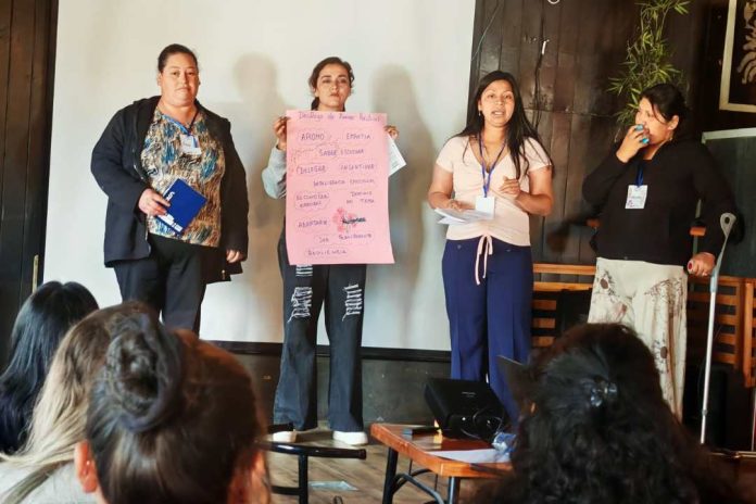 Más de 30 mujeres rurales fueron capacitadas en “Escuela de Lideresas” en la región del Biobío Más de 30 mujeres rurales fueron capacitadas en “Escuela de Lideresas” en la región del Biobío