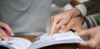 ¿Qué sigue después de dar la PAES Los idiomas son una alternativa