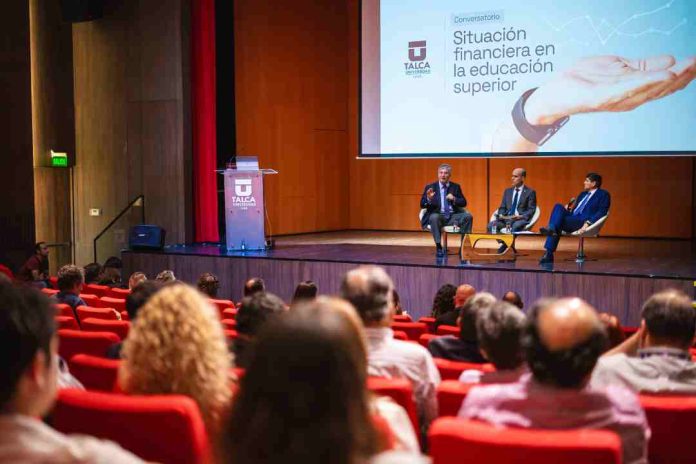 _ Analizan situación financiera de las universidades chilenas Analizan situación financiera de las universidades chilenas