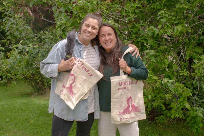 Atlas Textil, un podcast hecho en Patagonia que se escucha en más de 30 países Atlas Textil, un podcast hecho en Patagonia que se escucha en más de 30 países