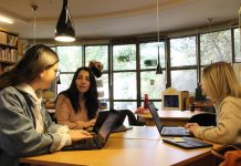 Carrera de pedagogía ofrece sueldos competitivos y casi el 100% de empleabilidad Carrera de pedagogía ofrece sueldos competitivos y casi el 100% de empleabilidad