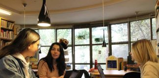 Carrera de pedagogía ofrece sueldos competitivos y casi el 100% de empleabilidad