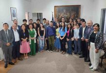 Estudiantes del Biobío que lograron Distinciones a las Trayectorias Educativas de la PAES fueron reconocidos por las autoridades regionales Estudiantes del Biobío que lograron Distinciones a las Trayectorias Educativas de la PAES fueron reconocidos por las autoridades regionales