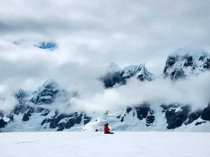 Expedición de la USM revelará efectos de la contaminación en Antártica Expedición de la USM revelará efectos de la contaminación en Antártica