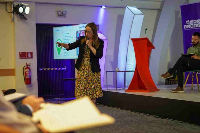 La DEP y Sumar Saberes realizan conversatorio sobre la importancia del uso de los datos para mejorar los procesos en la Educación Pública La DEP y Sumar Saberes realizan conversatorio sobre la importancia del uso de los datos para mejorar los procesos en la Educación Pública