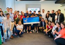 Niños futbolistas fueron premiados en ceremonia de Reale Seguros Niños futbolistas fueron premiados en ceremonia de Reale Seguros