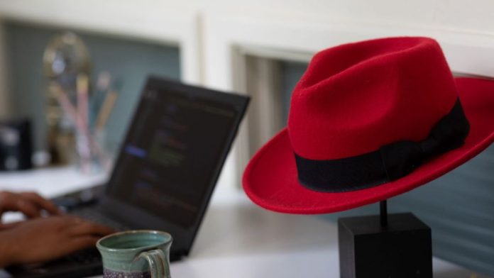 Red Hat explica la IA cuál es la diferencia entre LLM y SLM IA y sus modelos de lenguaje: entendiendo la próxima revolución tecnológica