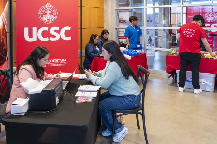 Semana del Postulante UCSC ofrece matrícula costo cero para carreras técnicas e ingenierías de ejecución Semana del Postulante UCSC ofrece matrícula costo cero para carreras técnicas e ingenierías de ejecución
