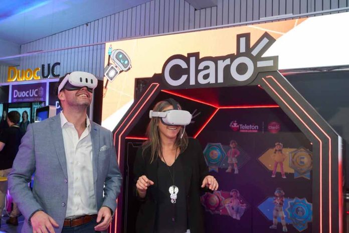 Tecnología que permite realizar acciones por movimiento ocular y rehabilitación virtual son parte de Congreso Futuro Tecnología que permite realizar acciones por movimiento ocular y rehabilitación virtual son parte de Congreso Futuro