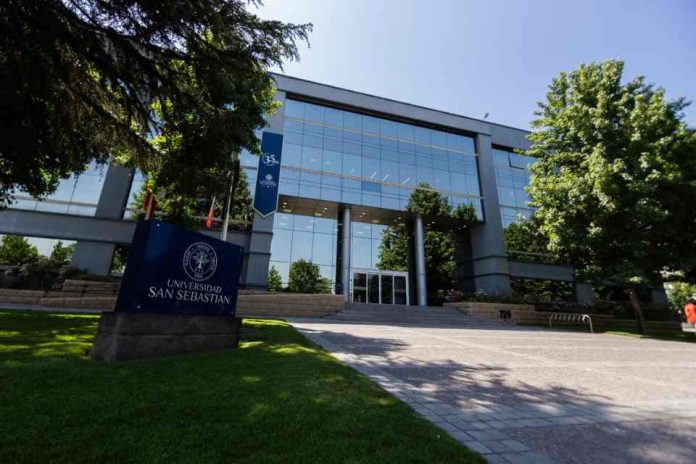 USS amplía estructura y alcanza paridad de género en sus decanatos