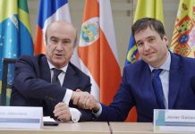 OEI y UNIR renuevan con 440 nuevas becas su compromiso con los estudiantes iberoamericanos OEI y UNIR renuevan con 440 nuevas becas su compromiso con los estudiantes iberoamericanos