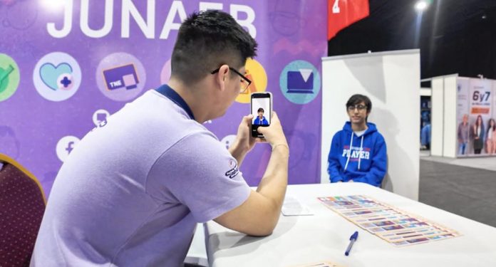 Junaeb comenzó captura fotográfica temprana para la Tarjeta Nacional Estudiantil (TNE)