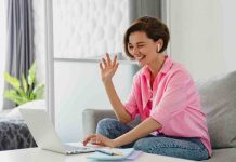 Equidad y desarrollo: el impacto del inglés en las oportunidades laborales de mujeres en Chile