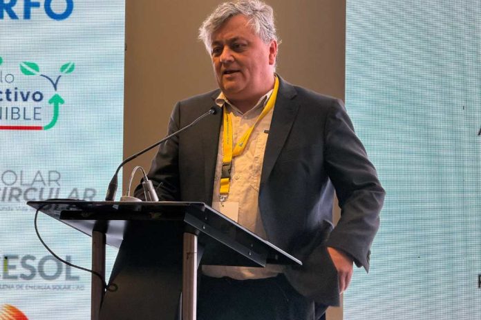 Plantean desafíos territoriales entre Chile y Colombia para interconexión de agua, energía y alimentos Plantean desafíos territoriales entre Chile y Colombia para interconexión de agua, energía y alimentos