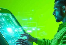 Talento chileno revoluciona la programación: crean agente de IA que detecta problemas de código y los resuelve en minutos