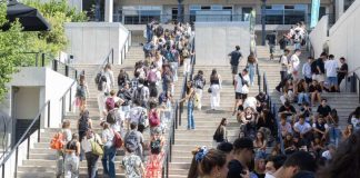 UDD recibe a sus nuevos estudiantes en el inicio del año académico 2025