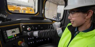 ofrecen becas para impulsar la inclusión de madres jóvenes en minería