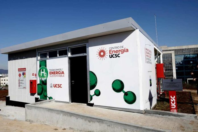 Chile se consolida como líder en transición energética según estudio global Chile se consolida como líder en transición energética según estudio global