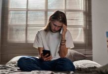 Ciberacoso en niños y adolescentes: impacto en sus habilidades y cómo los padres pueden ayudar Ciberacoso en niños y adolescentes: impacto en sus habilidades y cómo los padres pueden ayudar