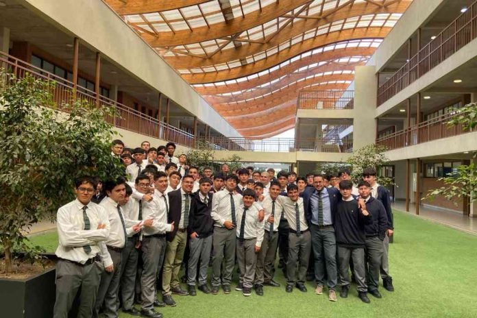 Colegio PuenteMaipo, de Fundación Nocedal, obtiene 357 puntos en el Simce de Matemáticas y logra el mejor resultado en Puente Alto