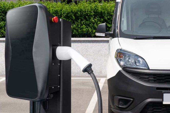 Eficiencia energética y electromovilidad hasta un 80% menos de consumo energético Eficiencia energética y electromovilidad: hasta un 80% menos de consumo energético