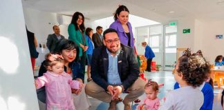 Ministro Cataldo en inauguración del año de Educación Parvularia 2025: “significa una puerta de entrada a una forma de compartir, una forma de relacionarnos, de aprender” Ministro Cataldo en inauguración del año de Educación Parvularia 2025: “significa una puerta de entrada a una forma de compartir, una forma de relacionarnos, de aprender”