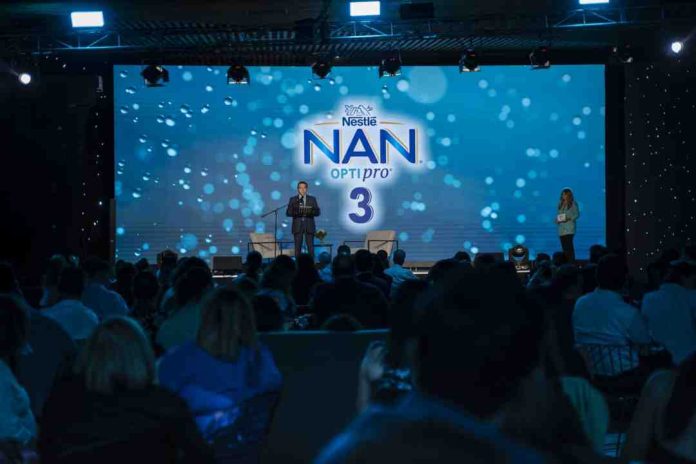 NESTLÉ reafirma su compromiso con la nutrición de los niños en sus primeros años de vida con el lanzamiento de una formulación avanzada